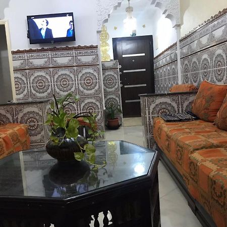 Appartement Familial Pres D Aeroport Tanger Exterior photo